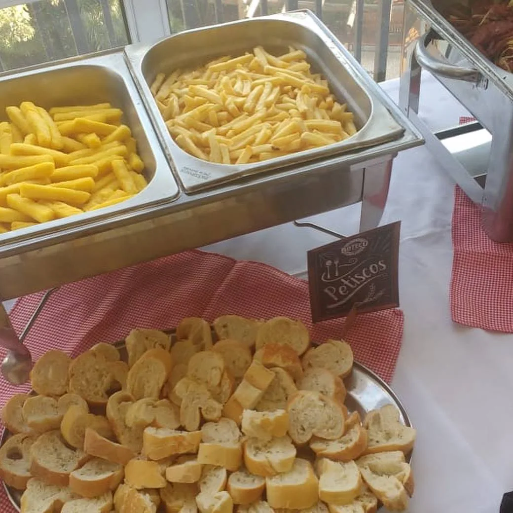 Churrasco ou coquetel: qual pacote escolher para sua festa?
